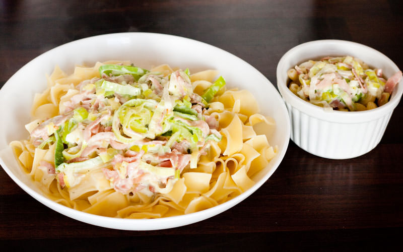 Bandnudeln mit Schinken-Lauch-Sauce - Nestling
